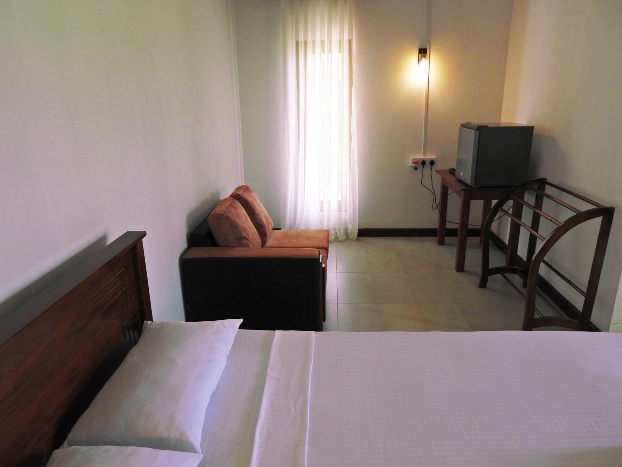 Green Sapphire Holiday Resort Wilpaththu ウィルパットゥ エクステリア 写真