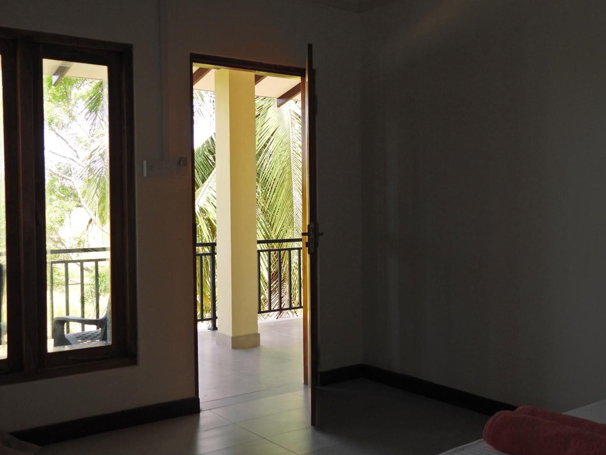 Green Sapphire Holiday Resort Wilpaththu ウィルパットゥ エクステリア 写真
